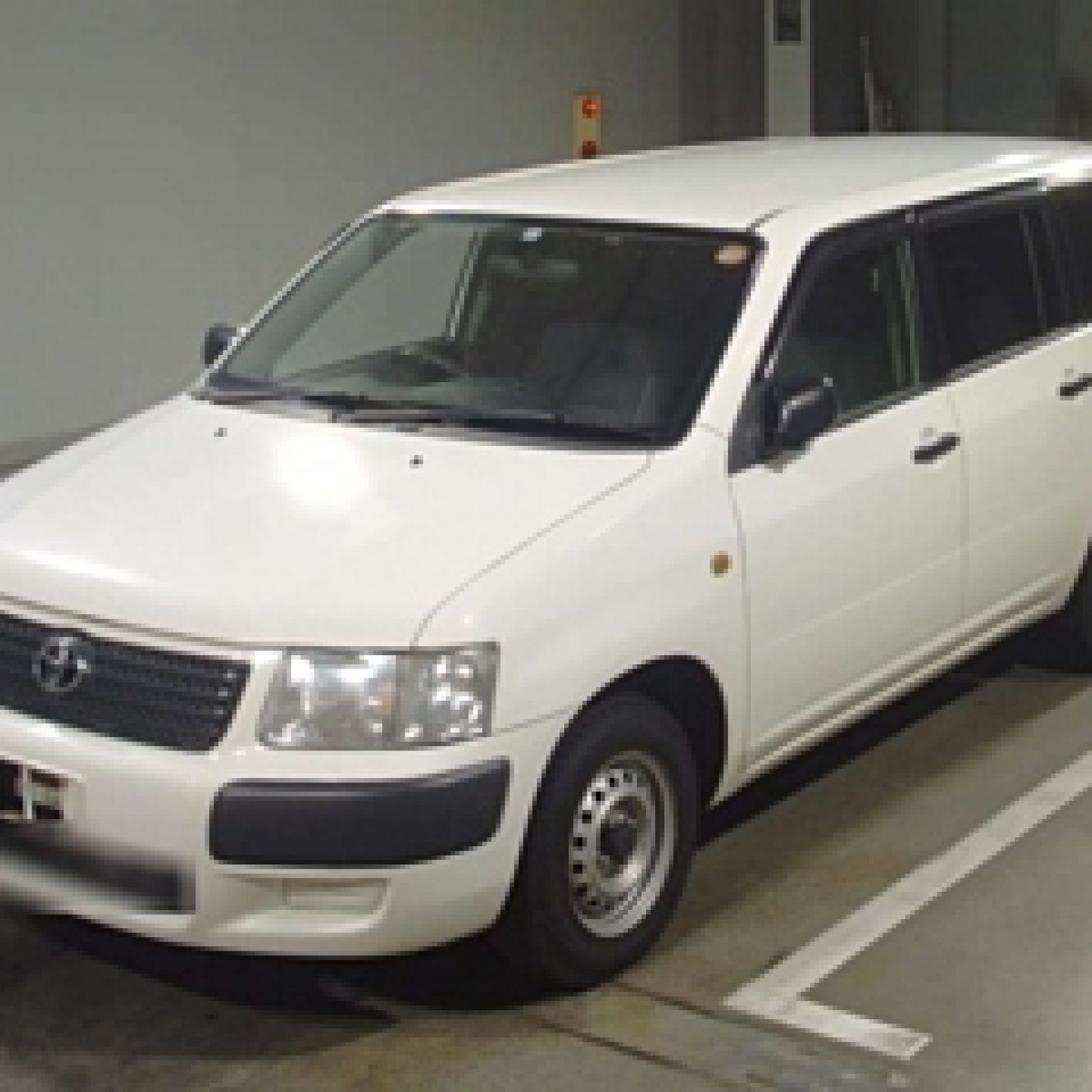 Toyota Succeed van 2012 White
